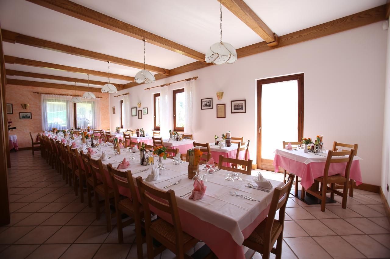 אביו Albergo Alpino Da Tullio מראה חיצוני תמונה